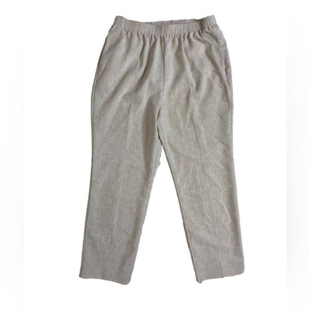 ⭐️ Alia Petite cream cropped pants- size 14p